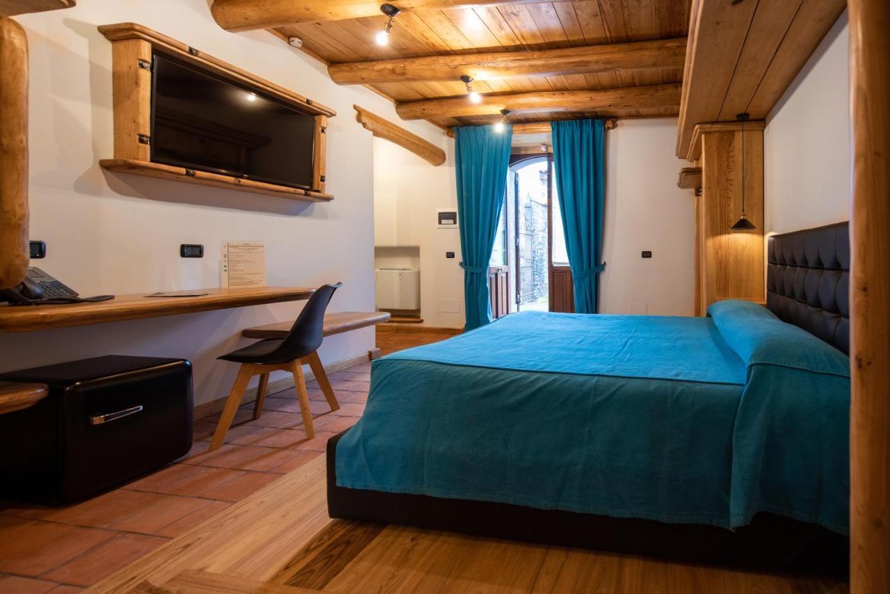 Etna Quota Mille Boutique Hotel, Typical Sicilian Food & Wine Randazzo Zewnętrze zdjęcie