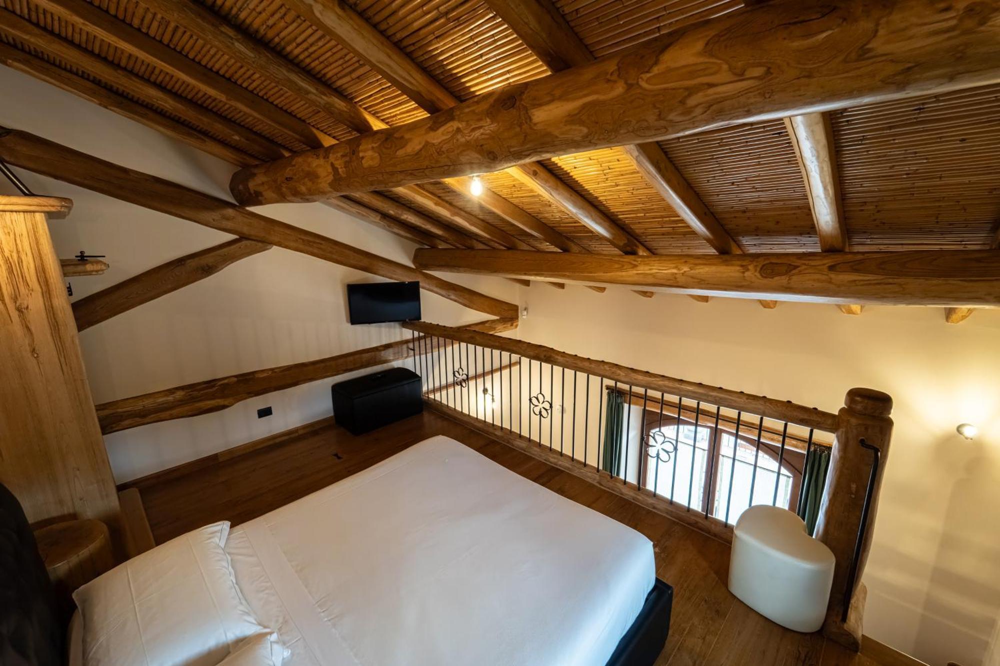 Etna Quota Mille Boutique Hotel, Typical Sicilian Food & Wine Randazzo Zewnętrze zdjęcie